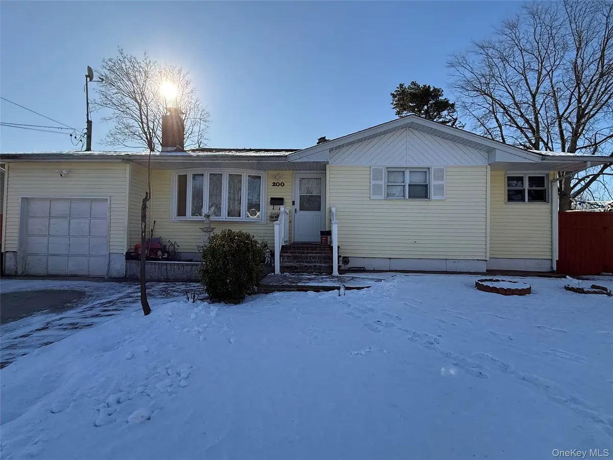 200 Hancock Street, Brentwood, NY 11717 - Image #1