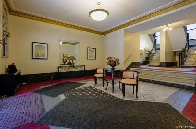 115-25 Metropolitan Avenue #161, Kew Gardens, NY 11418 - Image #2