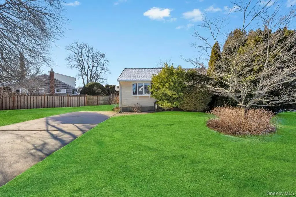 5 Gail Drive N, Massapequa, NY 11758 - Image #1