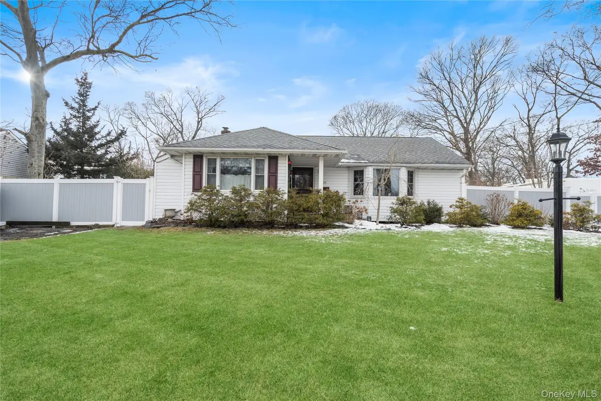 24 Park Place, Patchogue, NY 11772 - Image #1