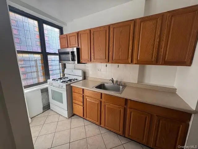 3017 Riverdale Avenue #1F, Bronx, NY 10463 - Image #3