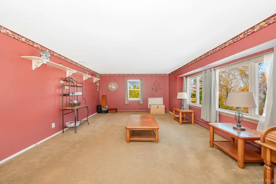 265 S 4th Street, Lindenhurst, NY 11757 - Image #3