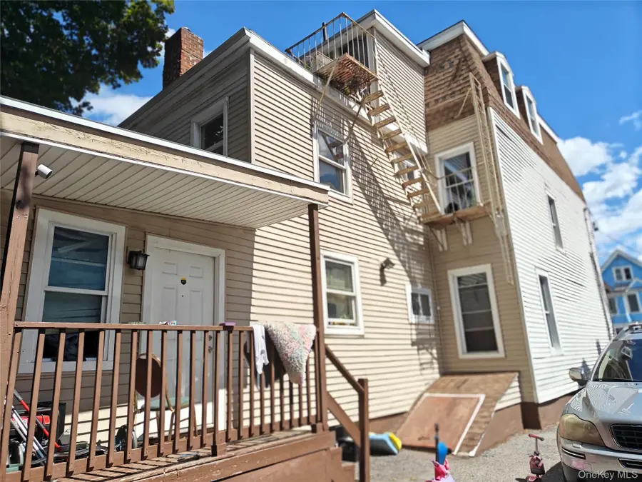 24 Jewett Avenue, Poughkeepsie, NY 12601 - Image #3
