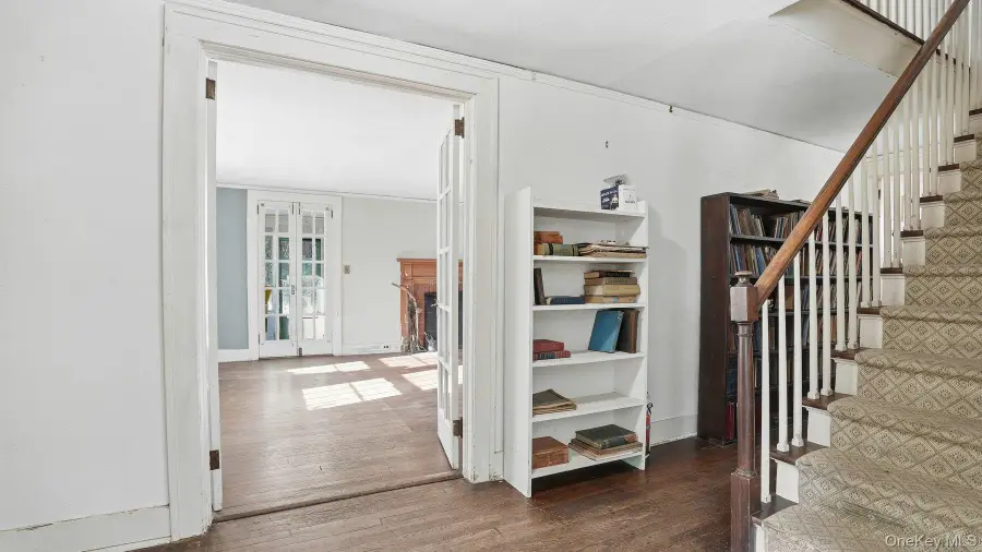 256 E Main Street, Westhampton Beach, NY 11978 - #2