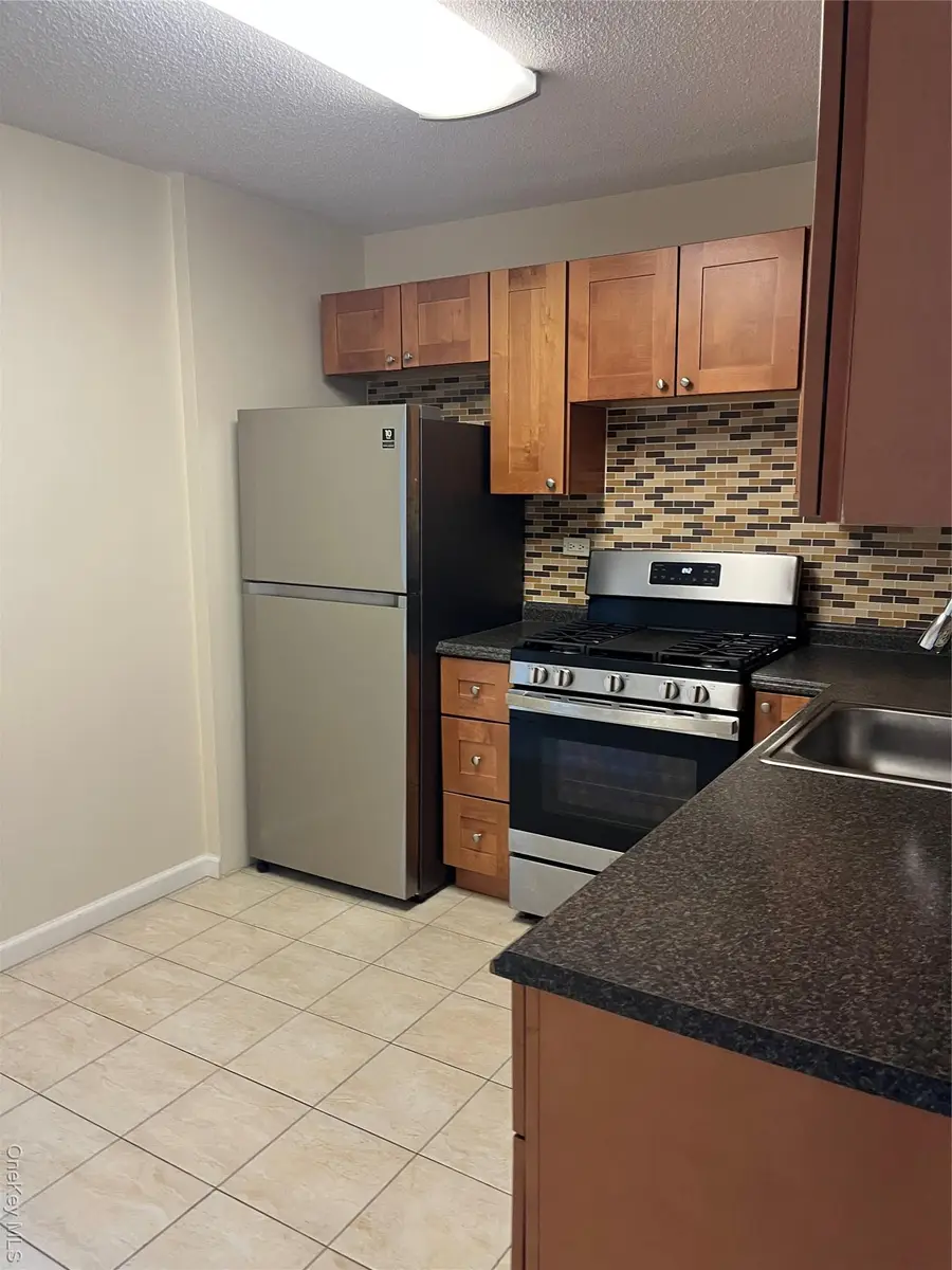 2 Bay Club Drive #1A, Bayside, NY 11360 - Image #2