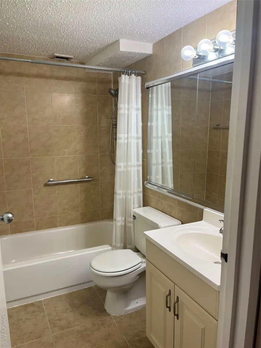 2 Bay Club Drive #1A, Bayside, NY 11360 - Image #3