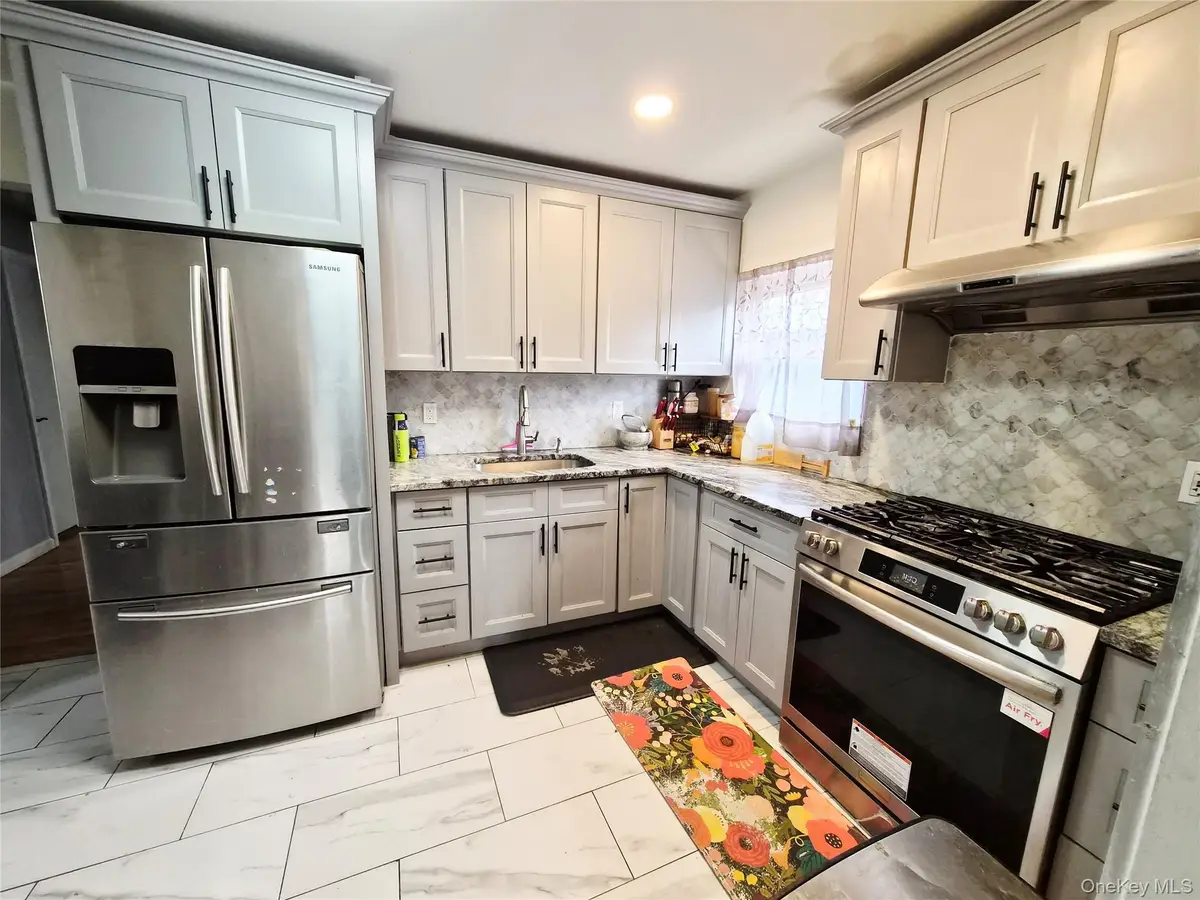 225 E Mineola Avenue, Valley Stream, NY 11580 - #1