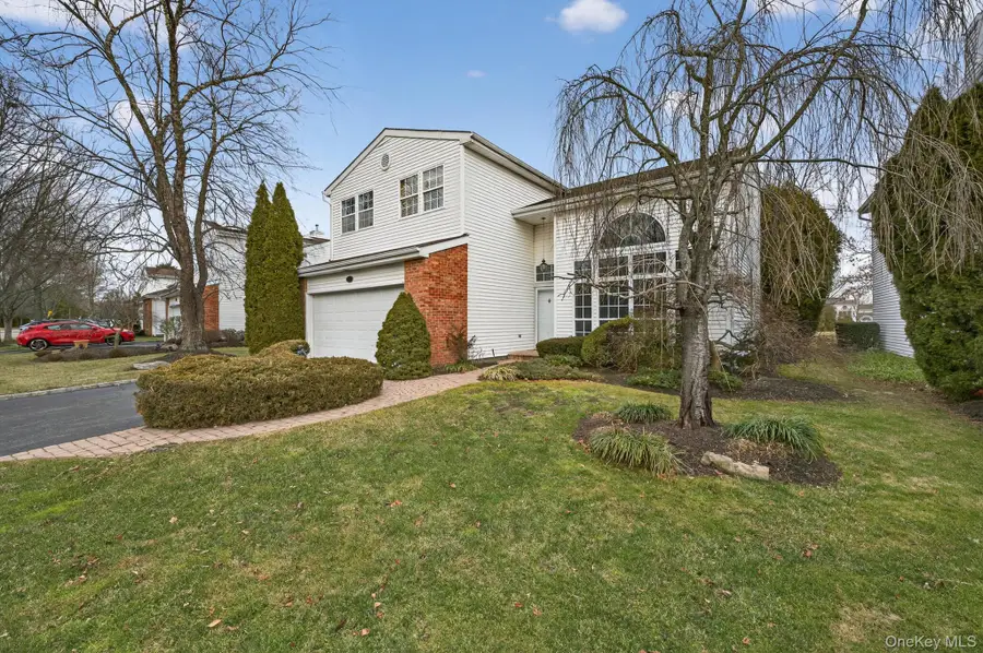 27 Hamlet Drive, Commack, NY 11725 - #2