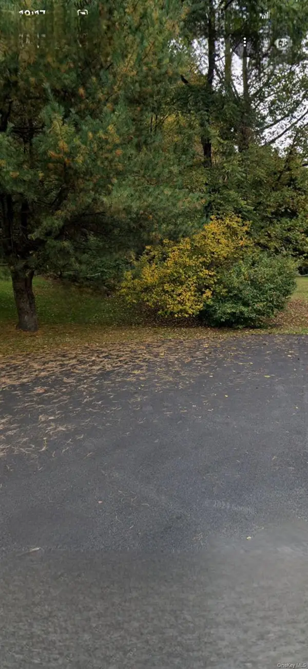 11 Abraham Gunn Memorial Drive, Cortlandt Manor, NY 10567