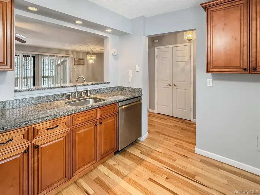 1206 Chelsea Cove S, Hopewell Junction, NY 12533 - #3