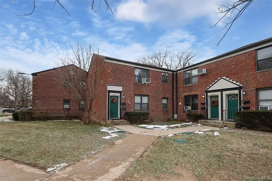 196-23 73rd Ave #2, Fresh Meadows, NY 11365 - Image #3