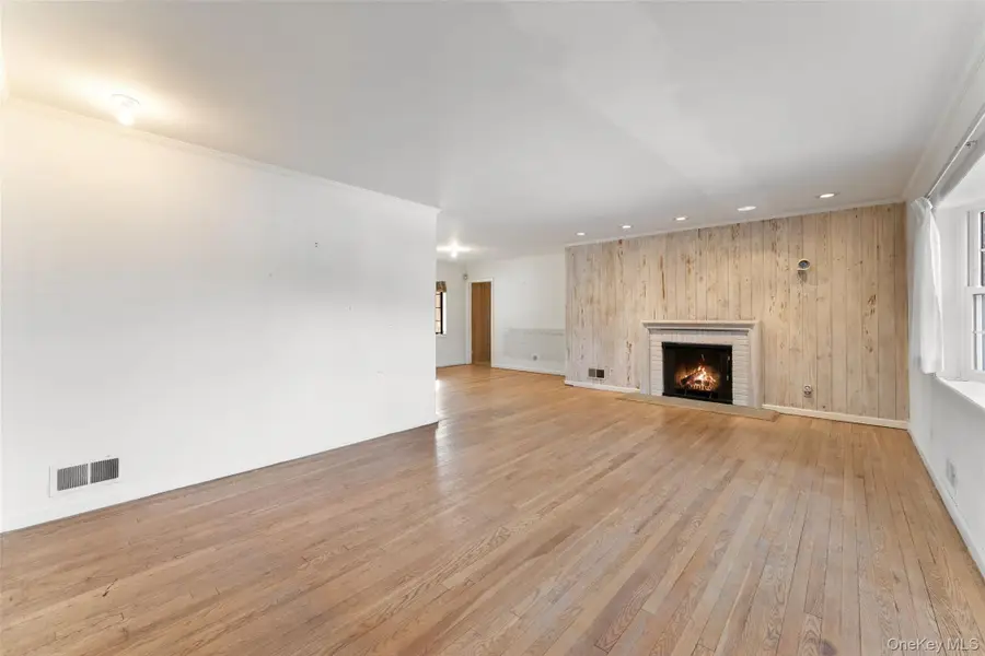 67 Atherstone Road, Scarsdale, NY 10583 - Image #2