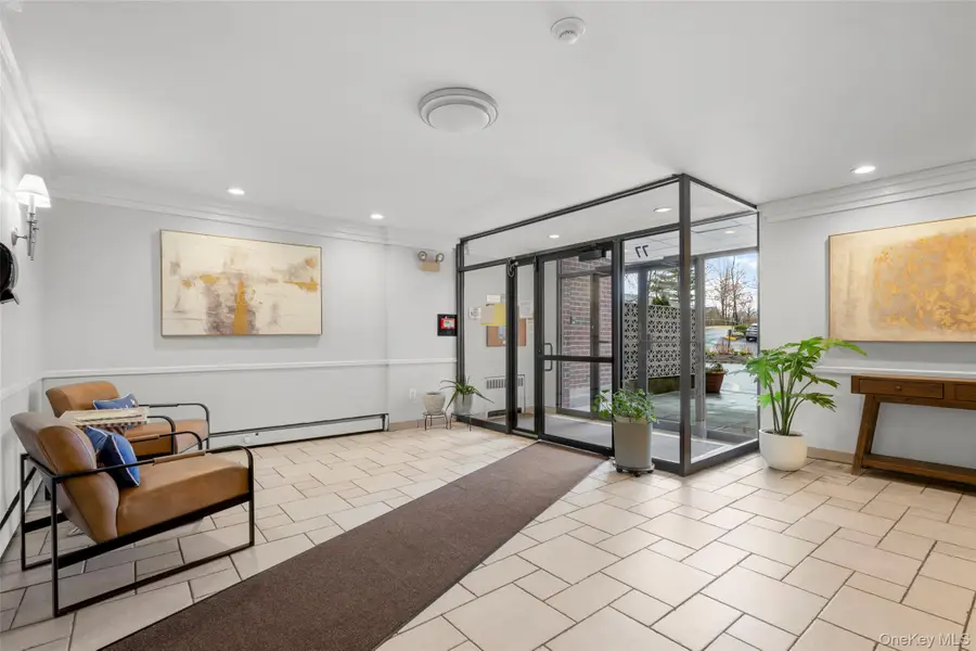 77 Carpenter Avenue #4T, Mount Kisco, NY 10549 - #2