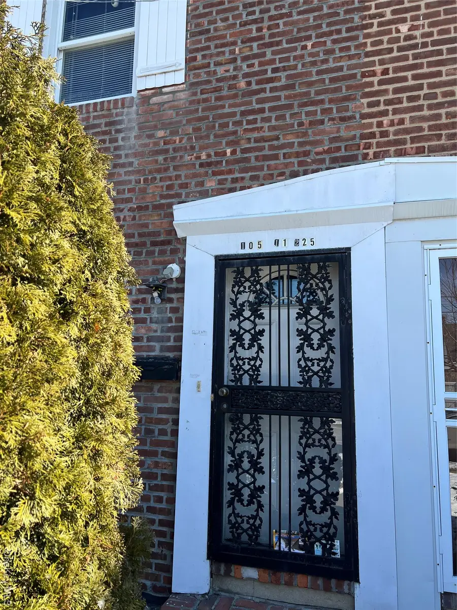 105-11 225th Street, Queens Village, NY 11429 - Image #2