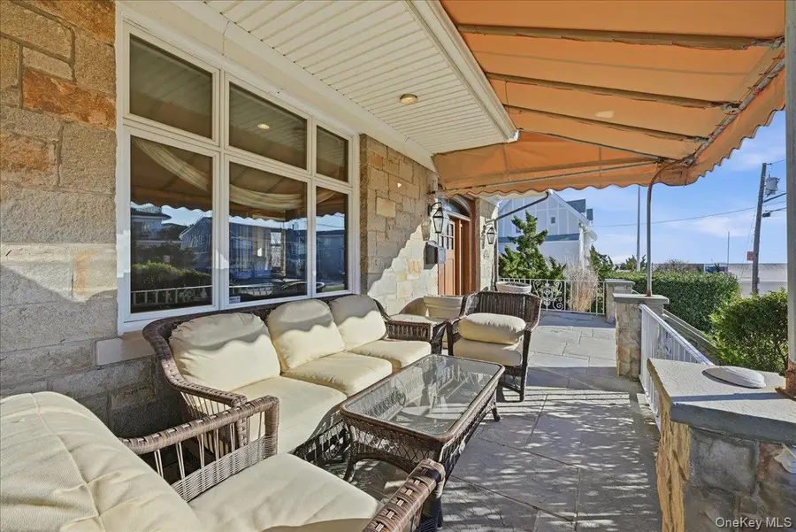 156 Beach 147th Street, Neponsit, NY 11694 - Image #3