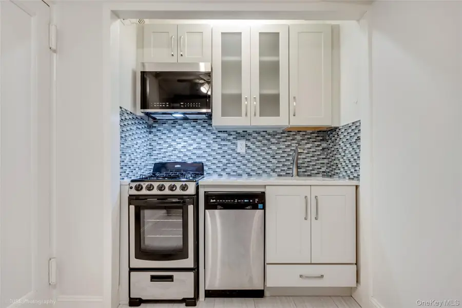 39-25 51st Avenue #3E, Woodside, NY 11377 - Image #3