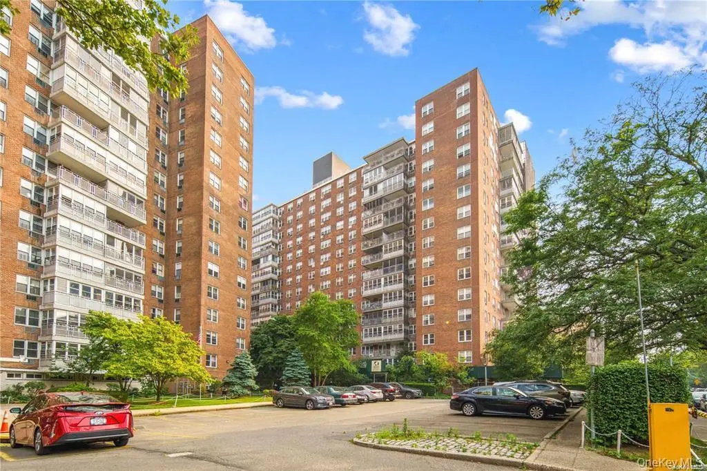 138-10 Franklin Avenue #2L, Flushing, NY 11355 - Image #1