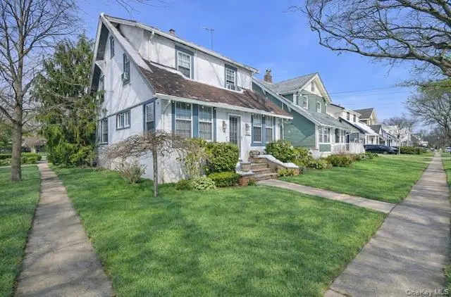 219 Floral Boulevard, Floral Park, NY 11001 - #2