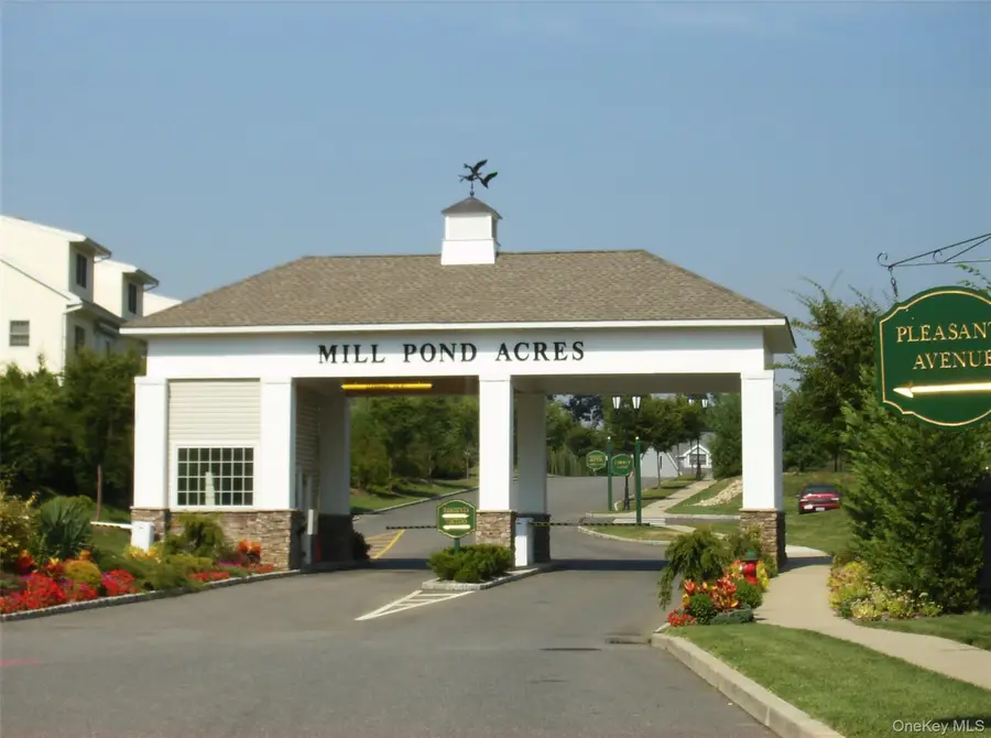 229 Miro Place #422, Port Washington, NY 11050 - #2