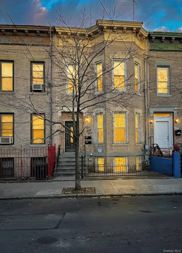255 Lincoln Avenue, Brooklyn, NY 11208