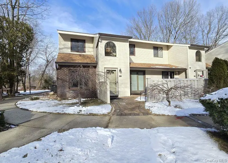 239 Birchwood Road, Coram, NY 11727 - Image #2