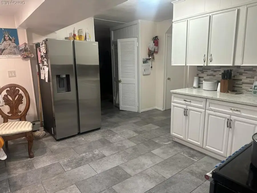 19 Hewes Street, Brentwood, NY 11717 - Image #2