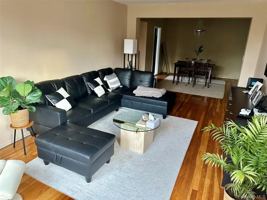 2 Windsor Terrace #4C, White Plains, NY 10601 - Image #2