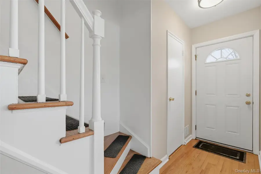 93 Smith Avenue, White Plains, NY 10605 - Image #3