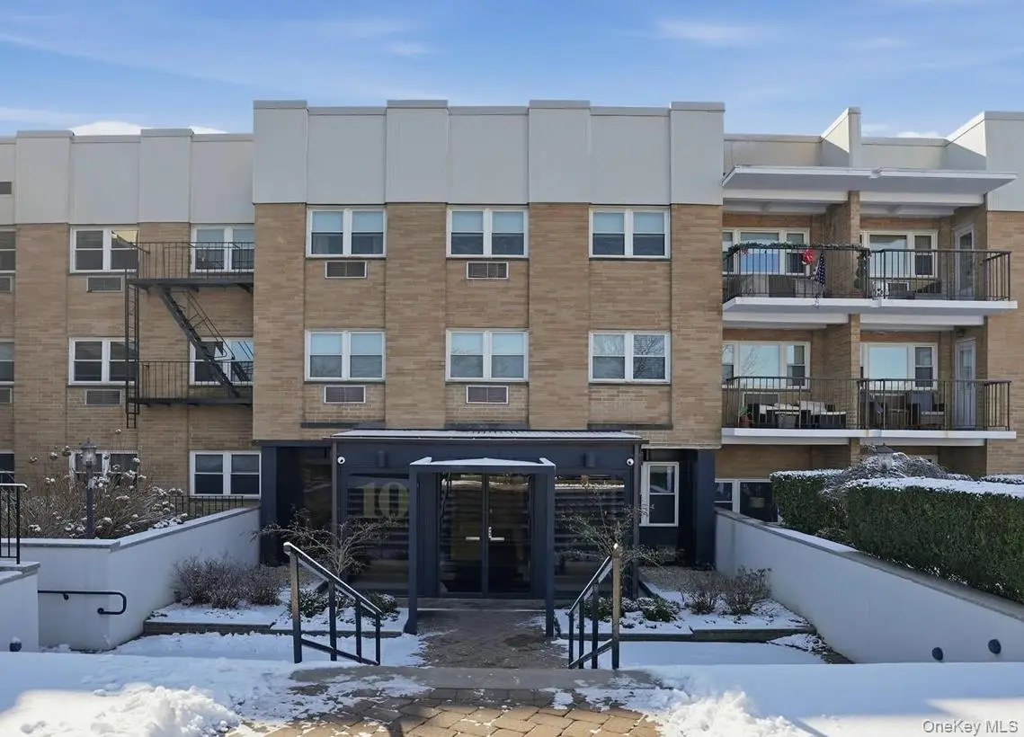 10 Lenox Road #1G, Rockville Centre, NY 11570 - Image #1