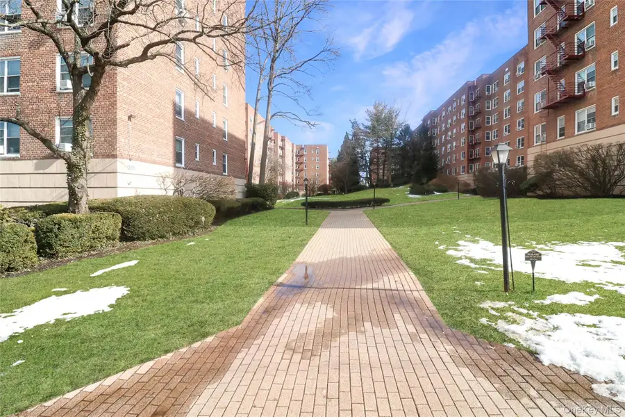 1300 Midland Avenue #A51, Yonkers, NY 10704 - #2
