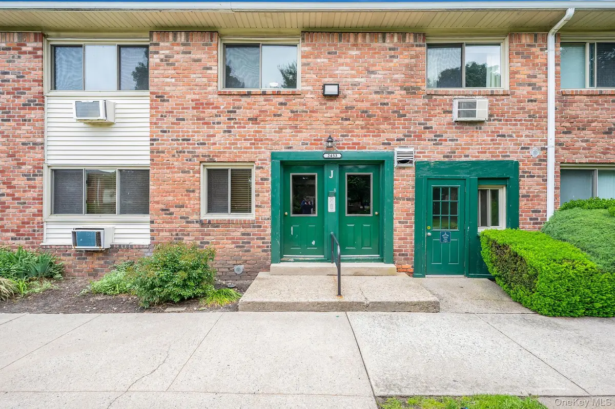 2453 Union Boulevard #37A, Islip, NY 11751 - Image #1