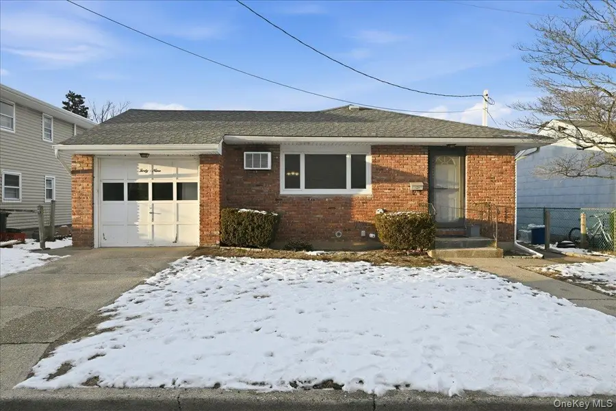 49 Atlantic Avenue, Carle Place, NY 11514 - #3