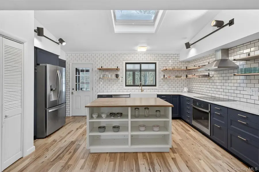 1073 Indian Springs Road, Pine Bush, NY 12566 - Image #2