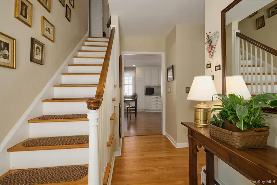 9 Rosalind Road, Poughkeepsie, NY 12601 - Image #3