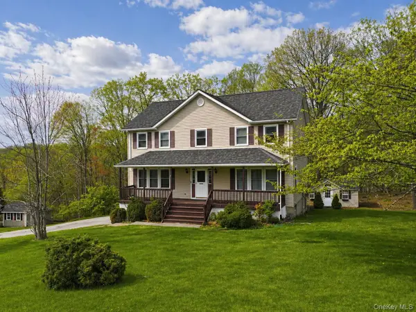 17 Yale Drive, Highland Mills, NY 10930