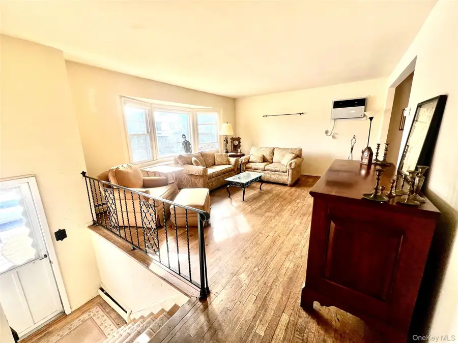 366 Carvel Avenue, Cedarhurst, NY 11516 - #2