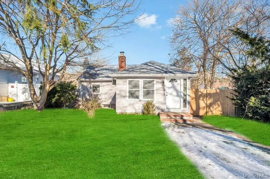 63 Beech Avenue, Farmingville, NY 11738 - Image #2