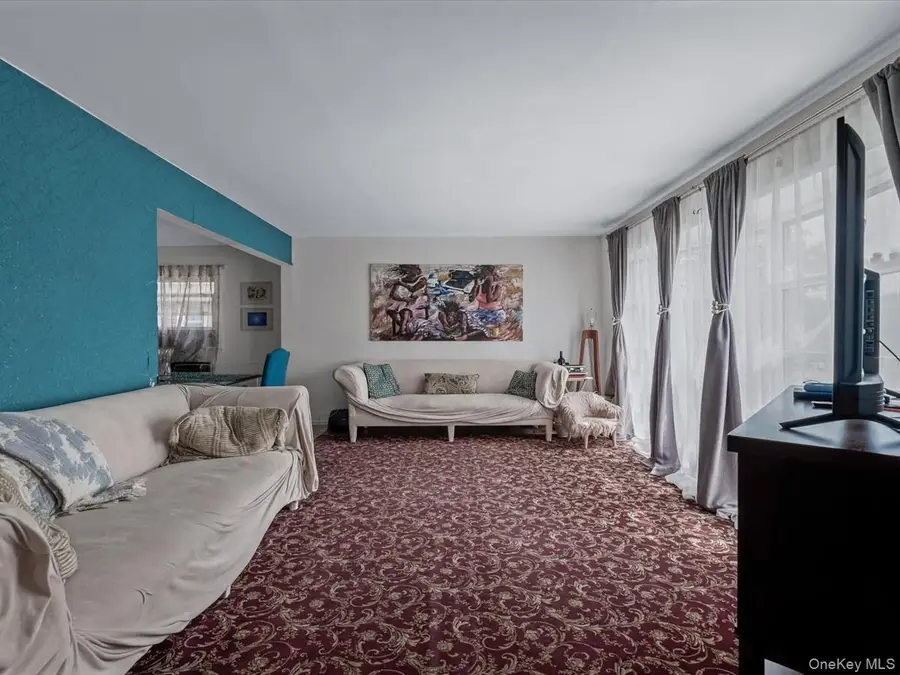 243-17 72nd Avenue, Douglaston, NY 11362 - Image #2