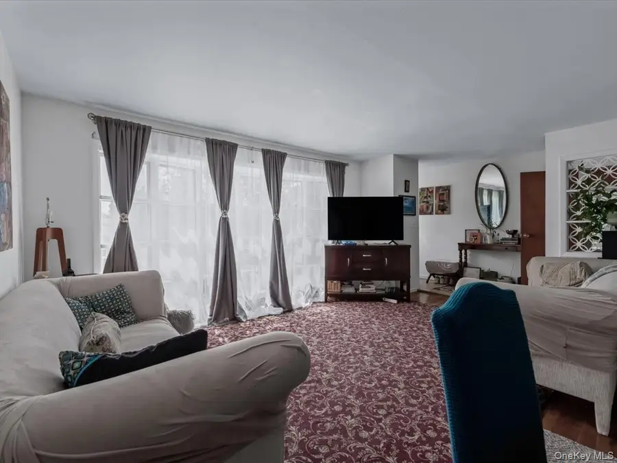 243-17 72nd Avenue, Douglaston, NY 11362 - Image #3