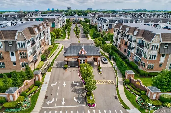 420 Pacing Way, Westbury, NY 11590 - Image #3