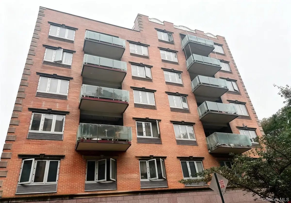 8510 Elmhurst Avenue #2B, Elmhurst, NY 11373 - Image #1