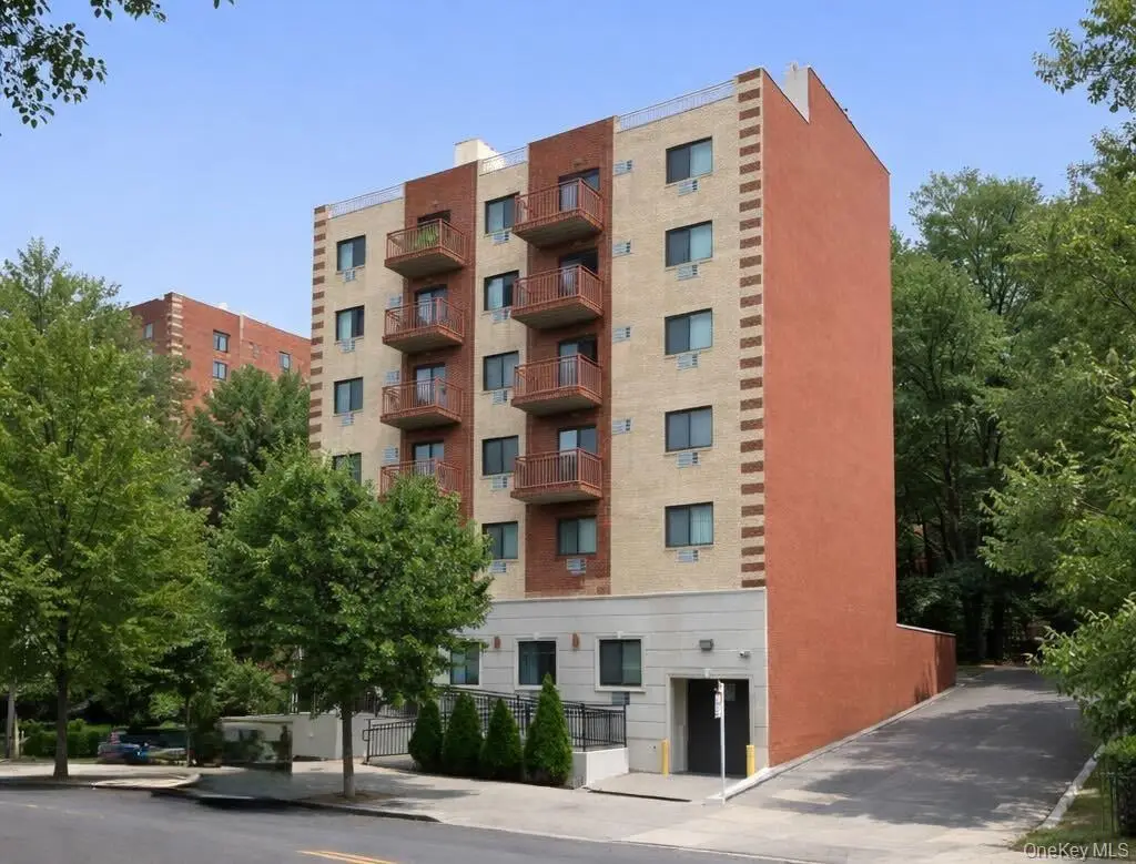 141-16 84th Drive #5A, Briarwood, NY 11435 - Image #1