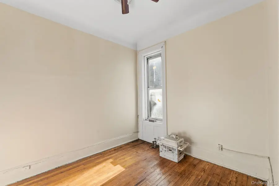 202 W 118th St #5A, New York, NY 10026 - Image #2