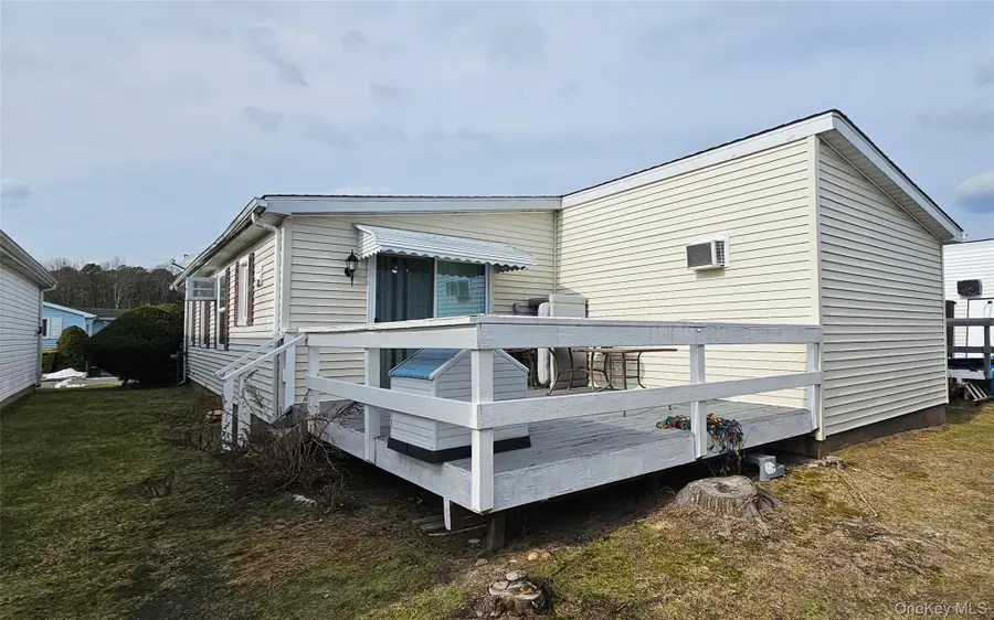 54 Dogwood Lane, Manorville, NY 11949 - Image #2