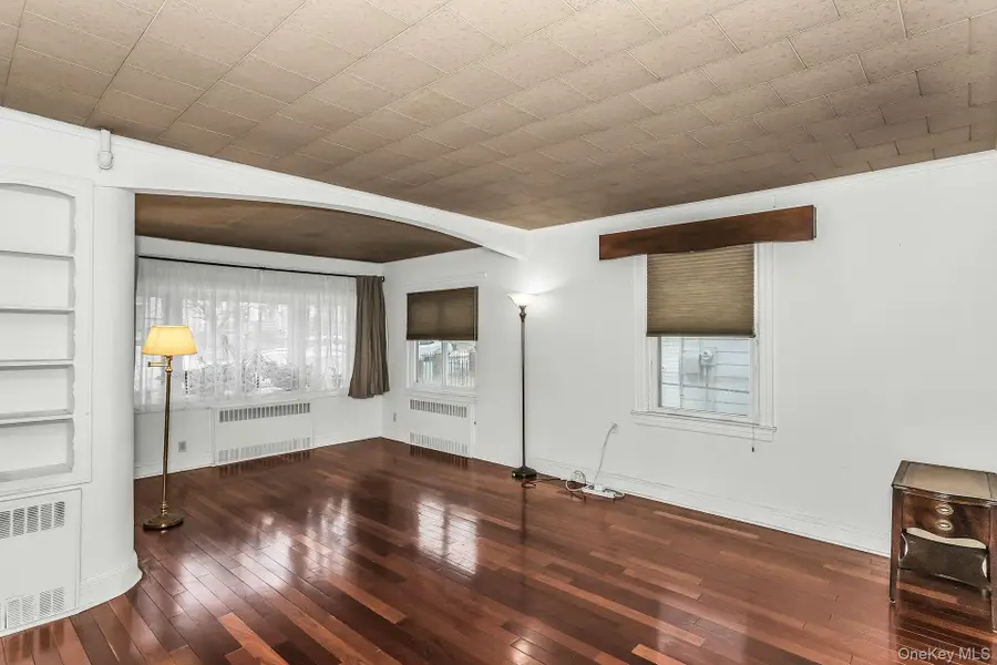 148-28 87th Avenue, Briarwood, NY 11435 - Image #3