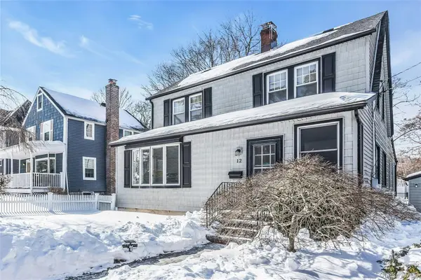 12 Summers Street, Oyster Bay, NY 11771