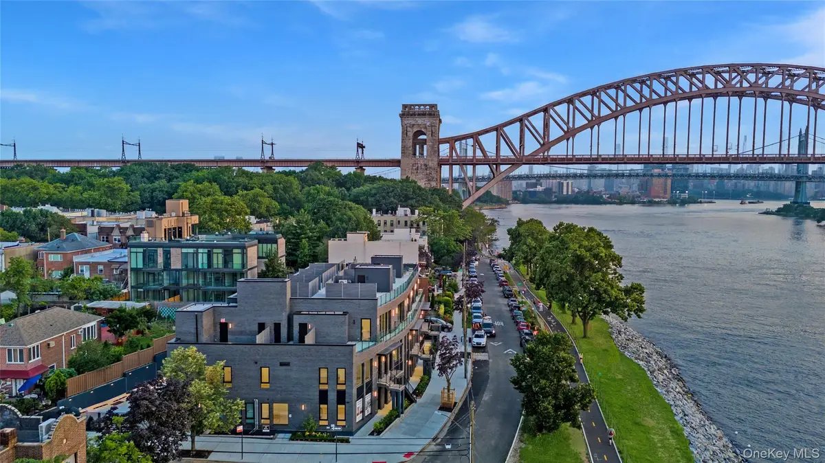 21-31 Shore Boulevard #2E, Astoria, NY 11105 - Image #1