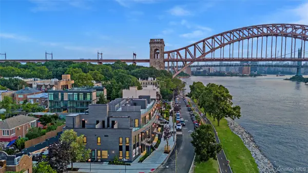 21-31 Shore Boulevard #2E, Astoria, NY 11105