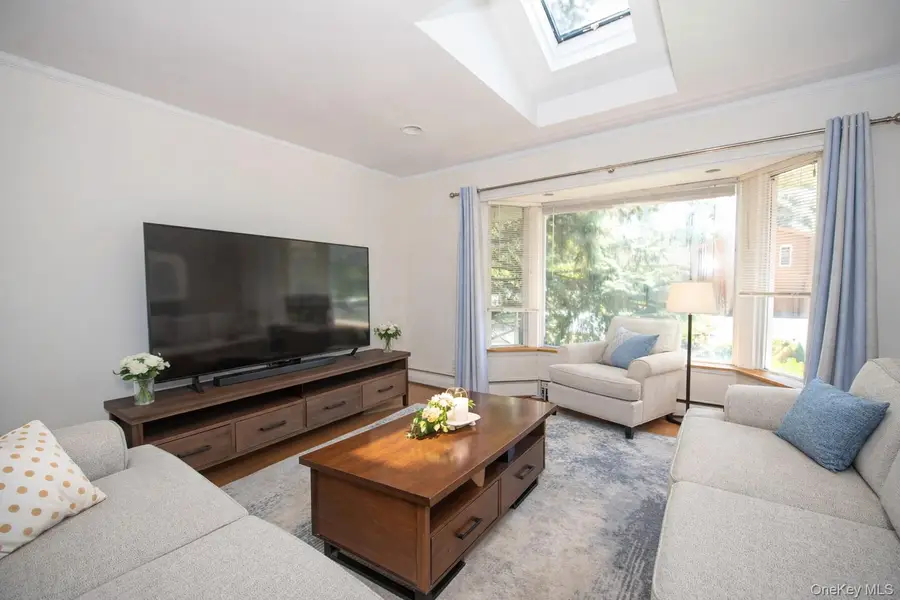 36 Middle Lane, Jericho, NY 11753 - Image #3