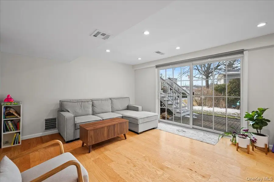 1079 Weaver Street, New Rochelle, NY 10804 - Image #3